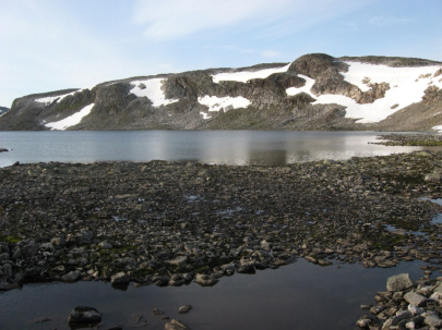 Die steinig karge und doch so faszinierende Landschaft nrdlich des Rantsvatnet