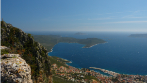 Blick hinunter auf Kaş